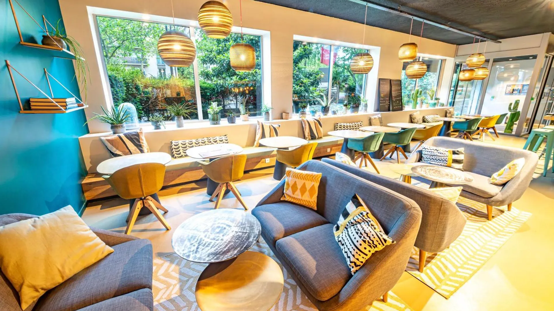 Ibis Styles Paris 16