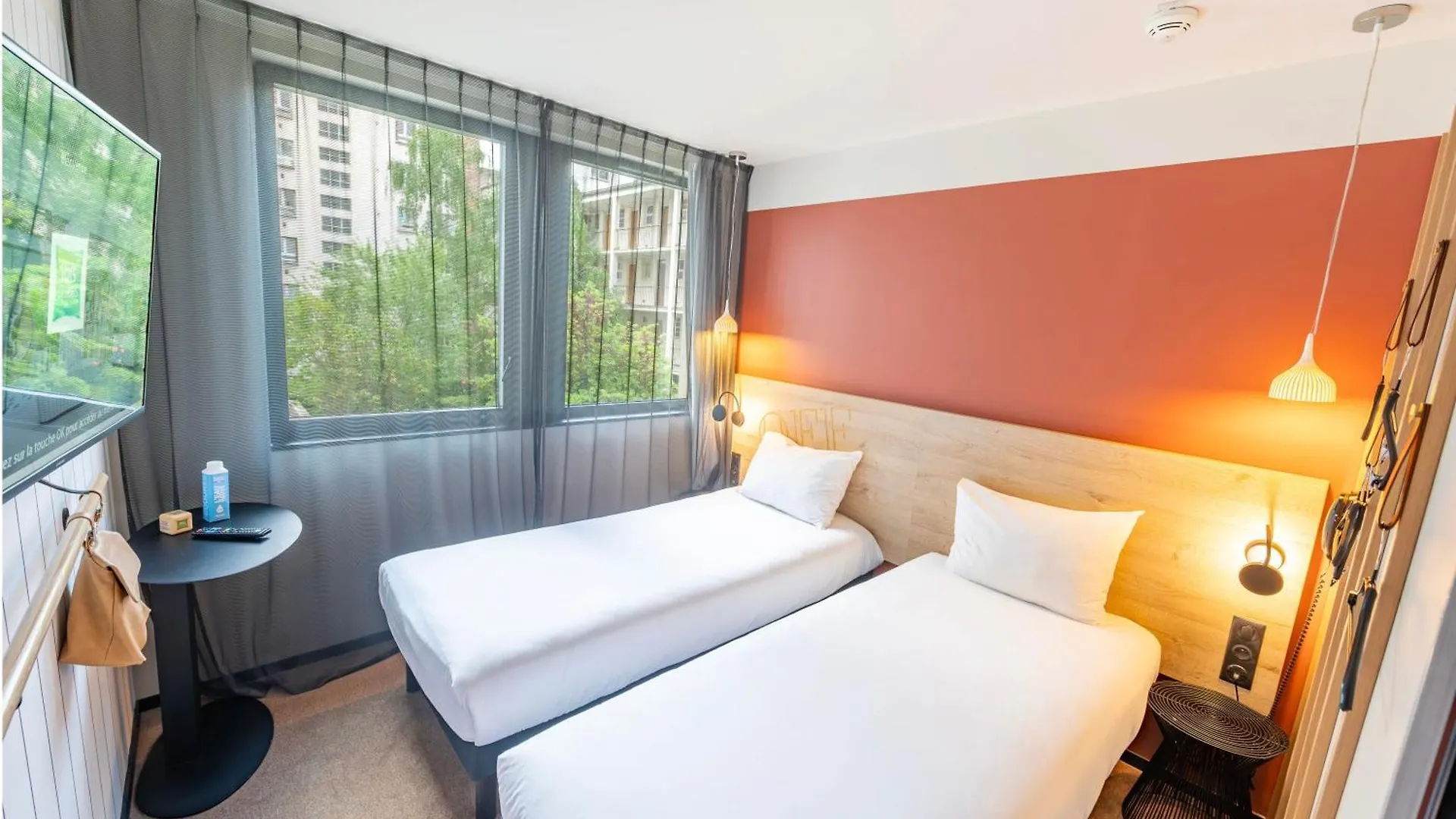 Ibis Styles Paris 16 Hotel