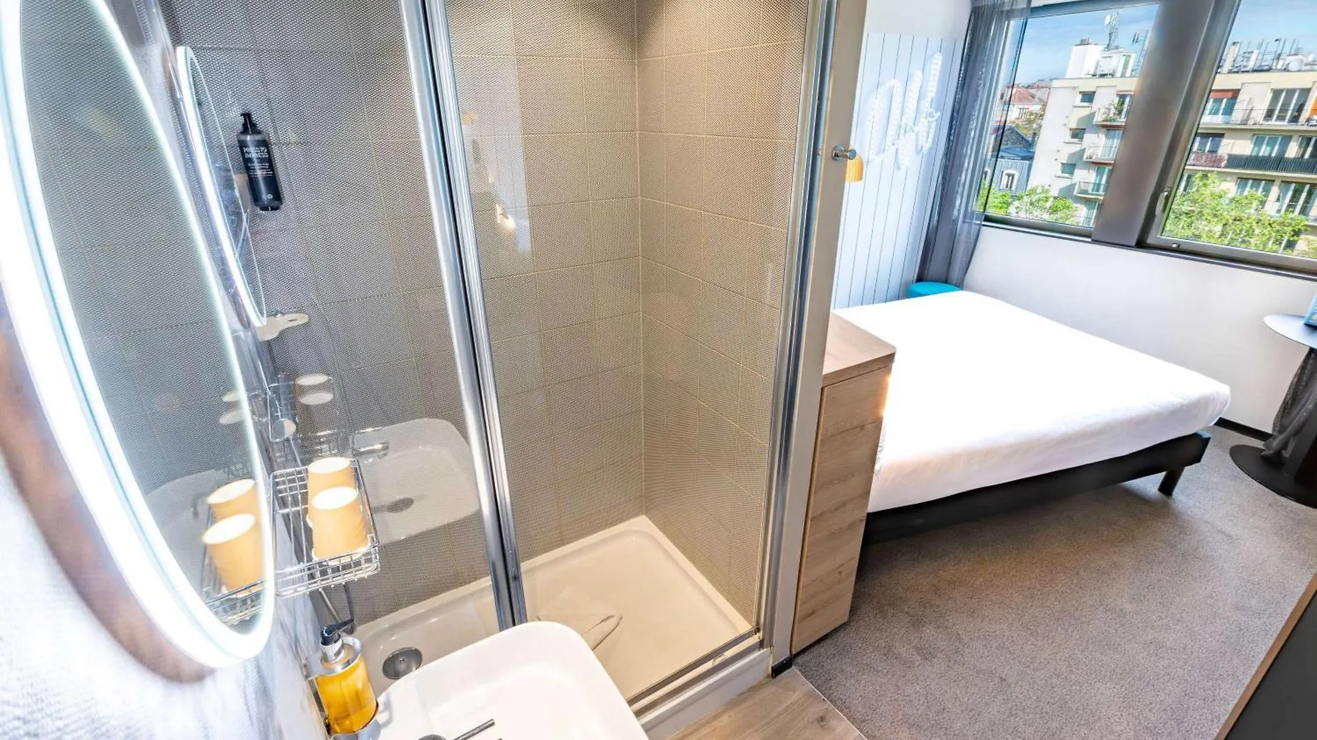 Hotel Ibis Styles Paris 16