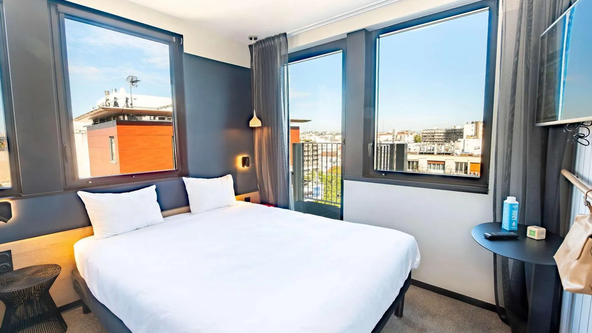 Ibis Styles Paris 16 Hotel