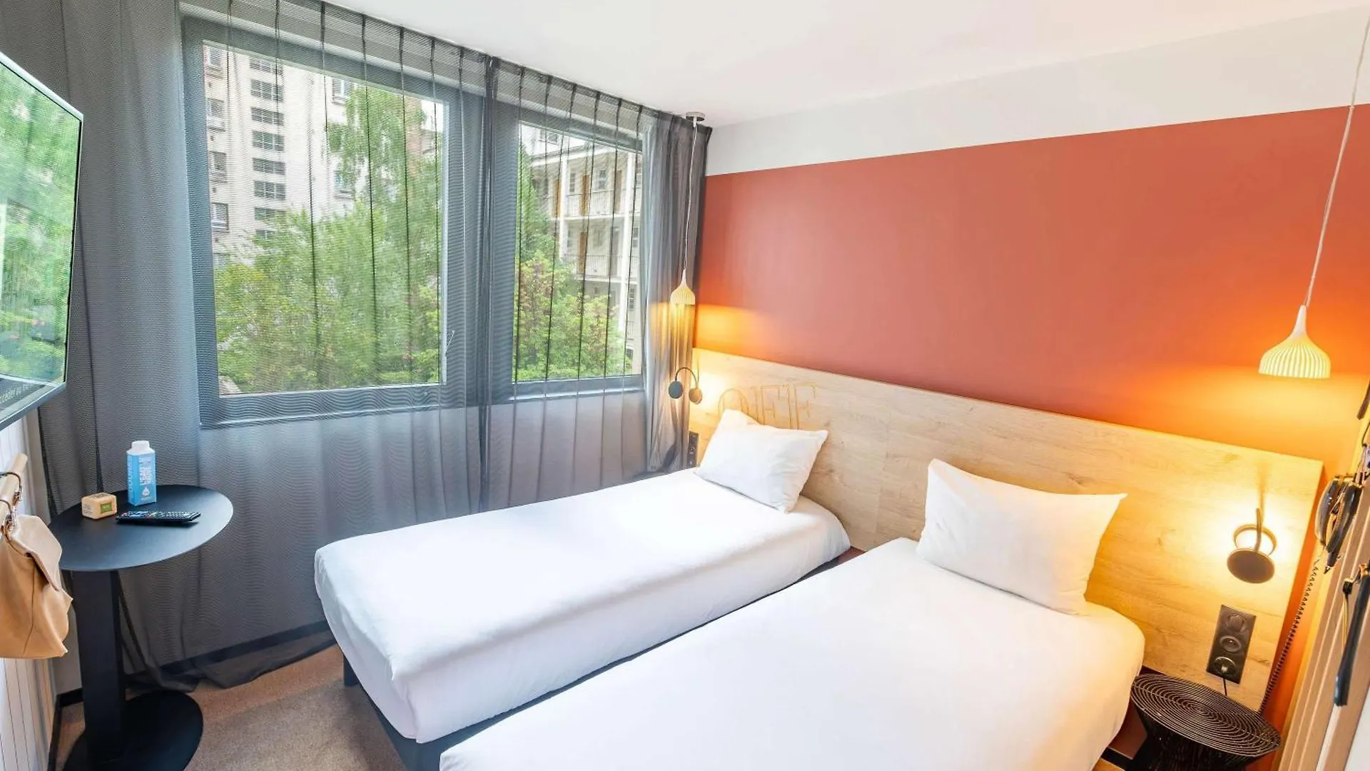 Ibis Styles Paris 16 Hotel 3*