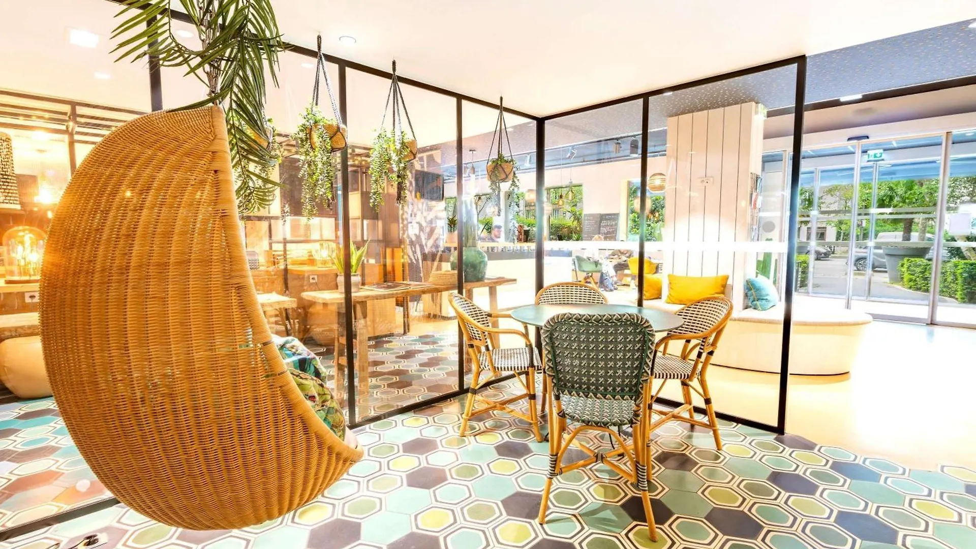 Ibis Styles Paris 16 Hotel